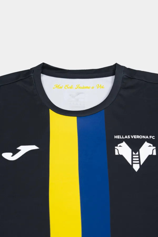 Special Jersey pre-match 25/26